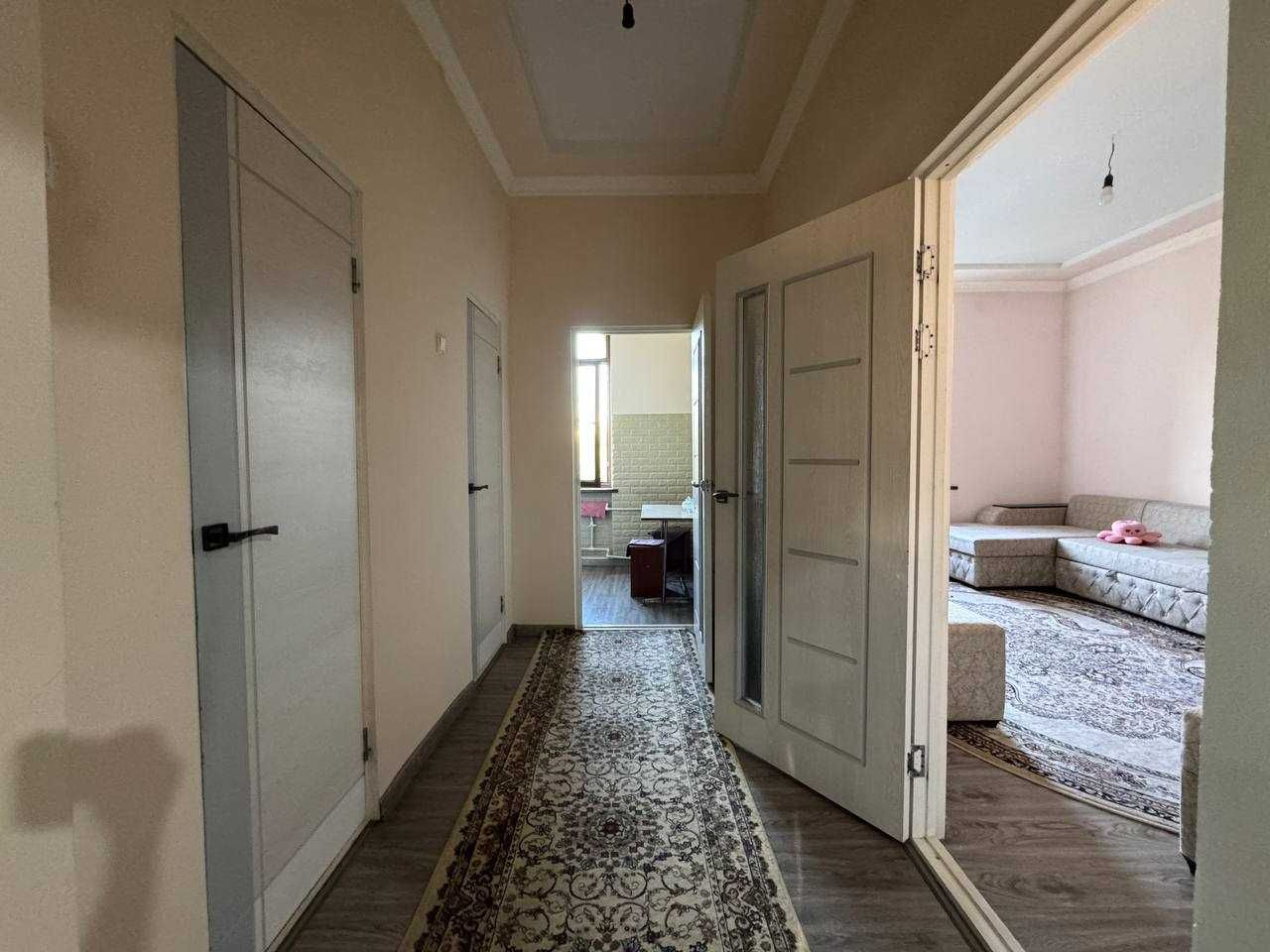 Продам 3-х комнатную (82кв.м) в Шайхантахурском районе.Лабзак.3/4/4