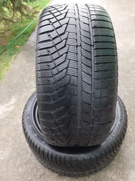 2 Броя зимни гуми 275/40/19