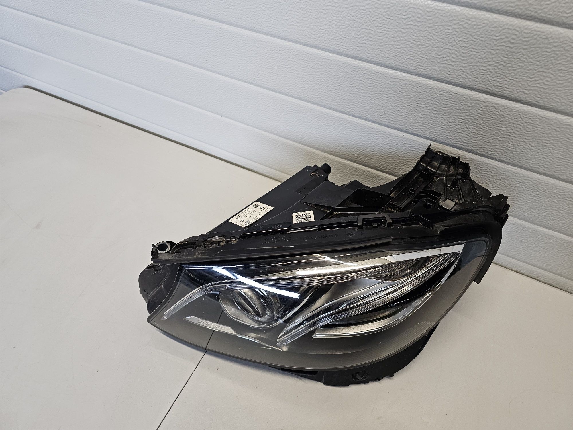 Far stanga Multibeam Mercedes E Class W213 Cod A2139069508