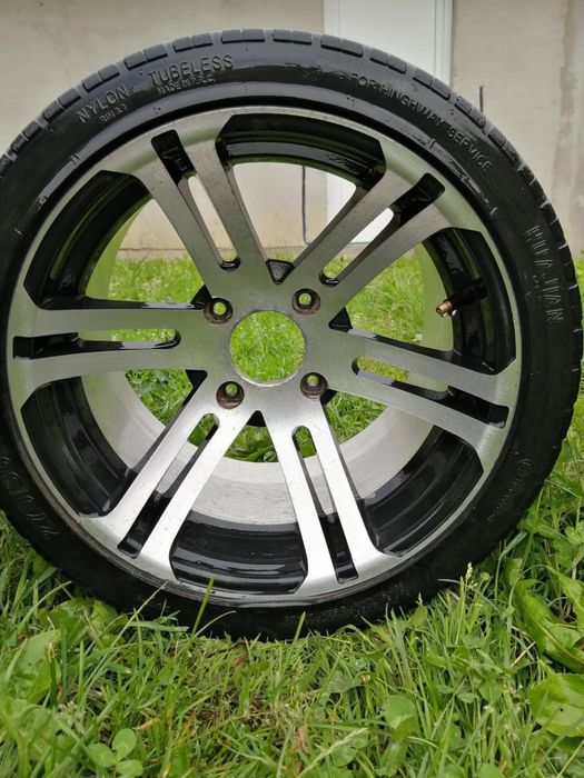 Vand cauciucuri cu tot cu jante ATV