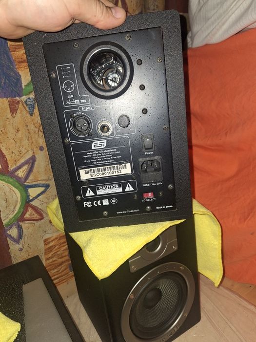 Boxe mini monitor Near 05 by ESI