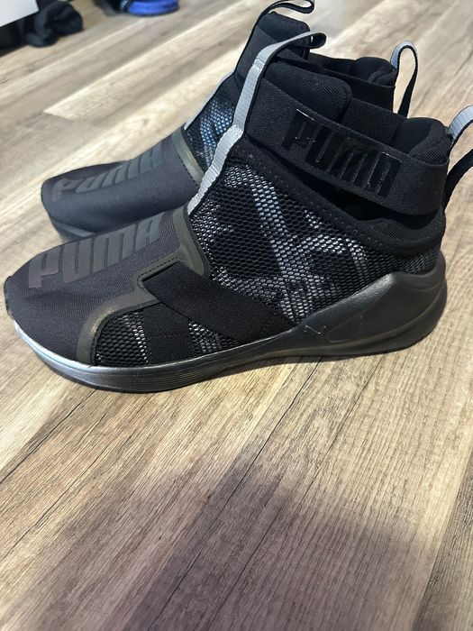 Дамски маратонки Puma Fierce Strap