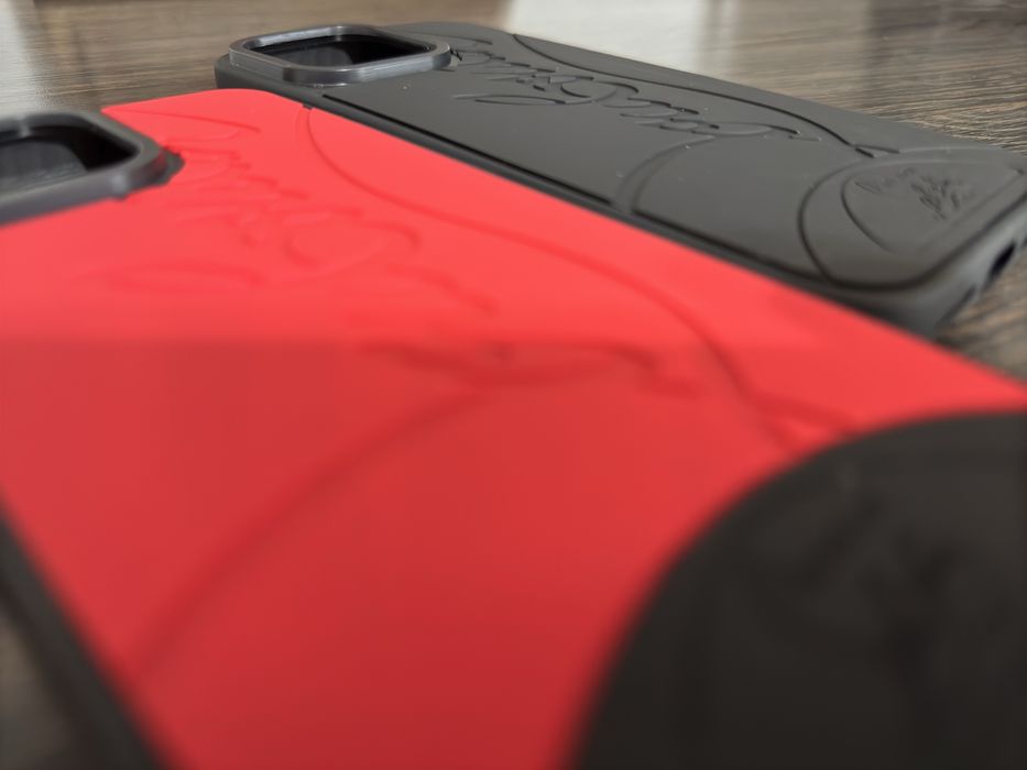 Husa Christian Louboutin - iPhone 16 Pro / 16 Pro Max