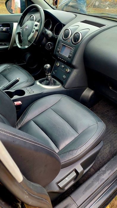 Vând Nissan Qashqai