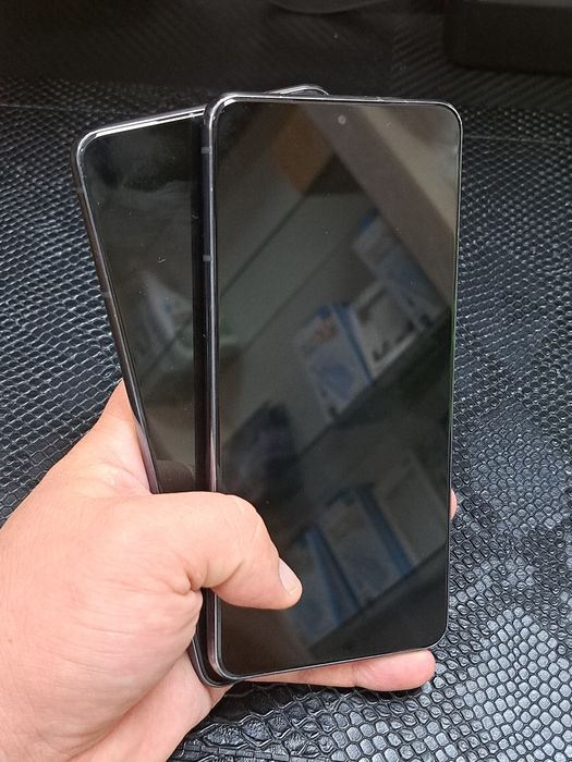 Samsung S21 xotirasi 8/256Gb