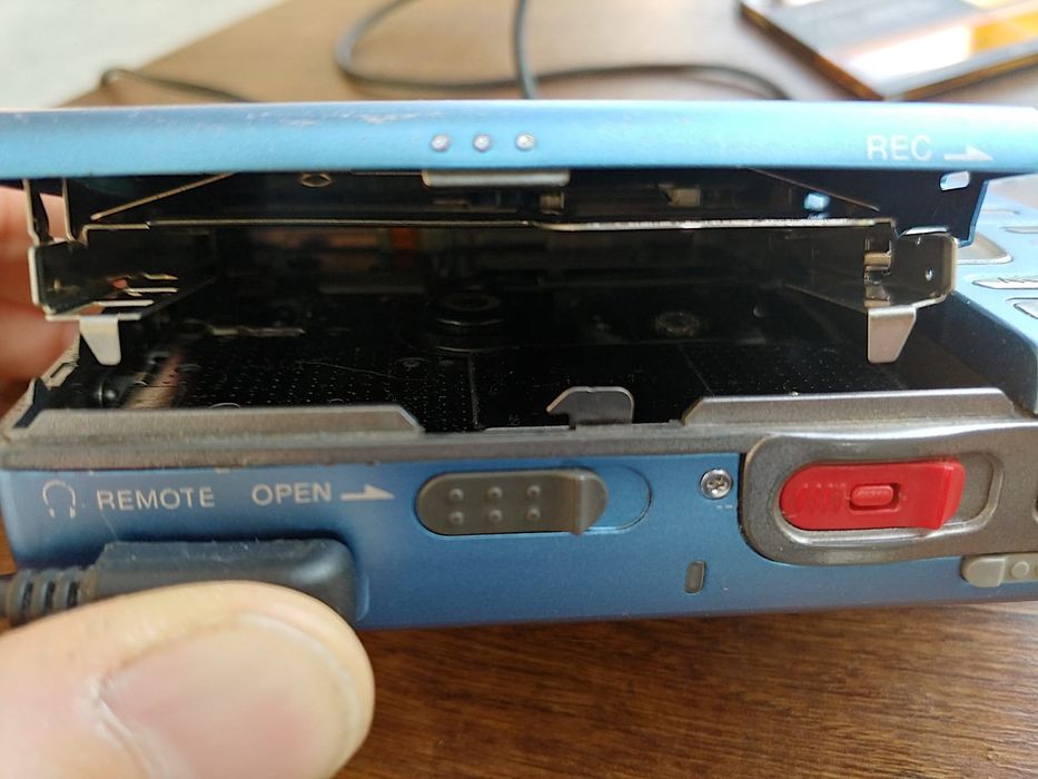 Sony MZ-R35 minidisc recorder Kenwood Aiwa Panasonic Sharp JVC Sanyo