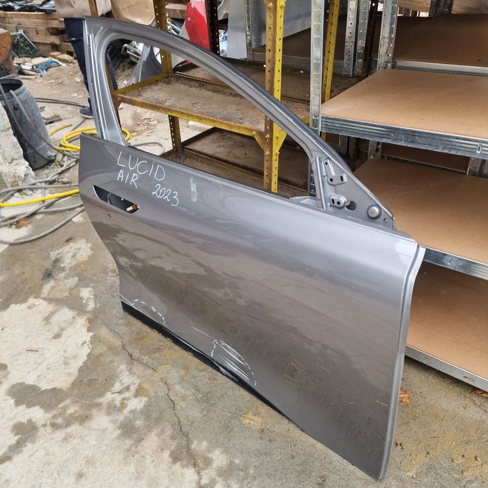 LUCID AIR 2023 предна дясна врата