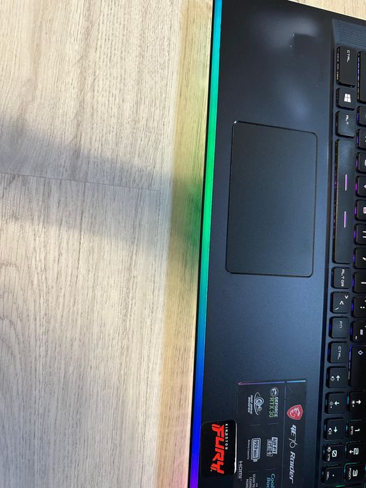 Laptop Gaming MSI GE76 10UG, RTX 3070, 17 , Impecabil ca nou!