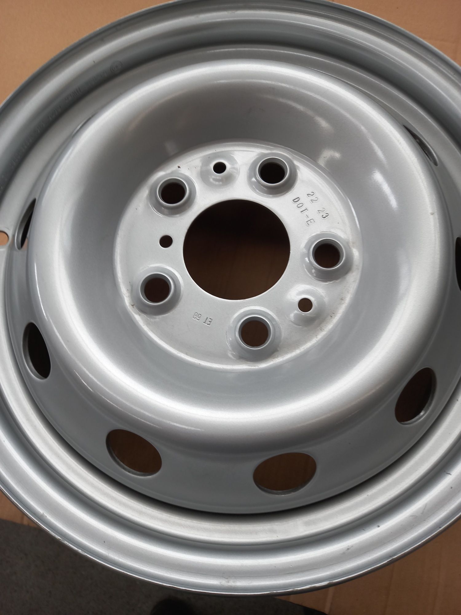 Jante Fiat Ducato Citroen Jumper Peugeot  Boxer pe 15 și  pe 16