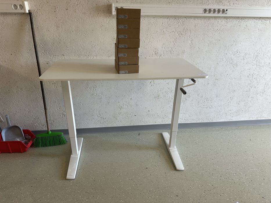 Doua birouri la pret de unul