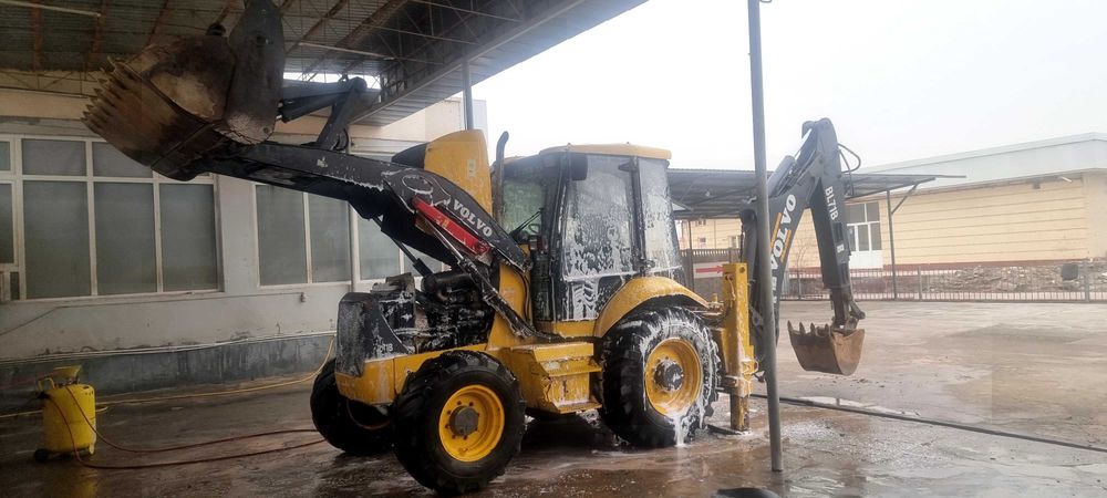 Volvo bl71  ekskovator pogurchik sotiladi