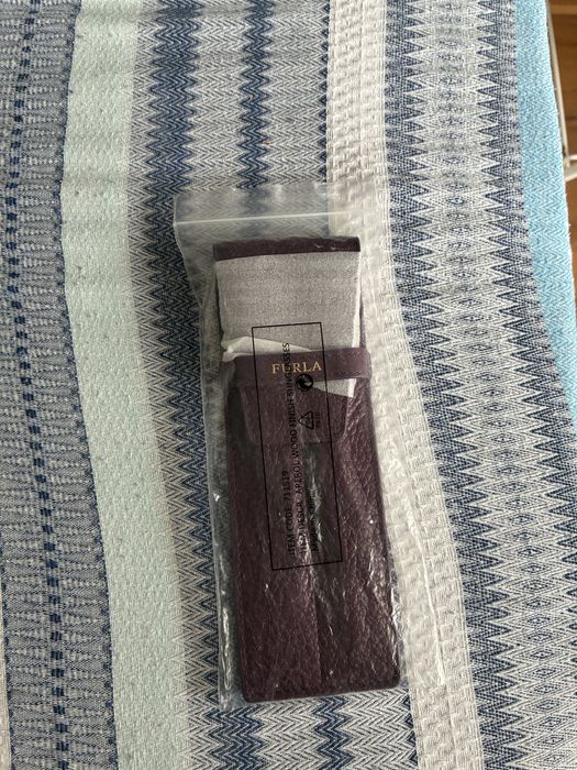 Furla чисто нов калъф