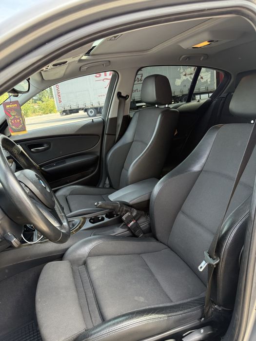 BMW Seria 1 118D – 2011 | Pachet Sport, Trapa Panoramică