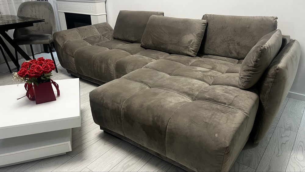 Coltar extensibil cu lada de depozitare