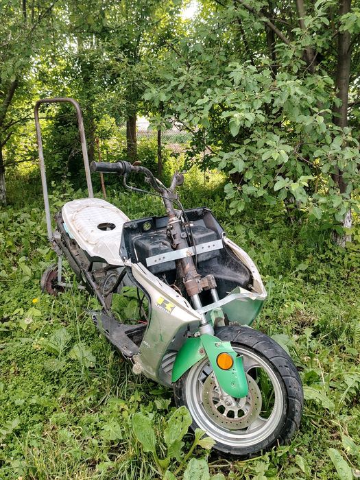 Продам запчасти на мопед