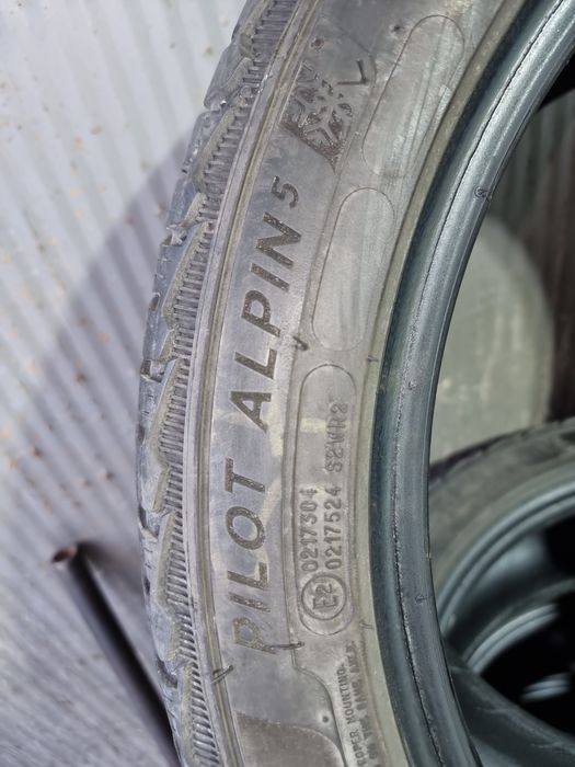 Vând anvelope de iarna !