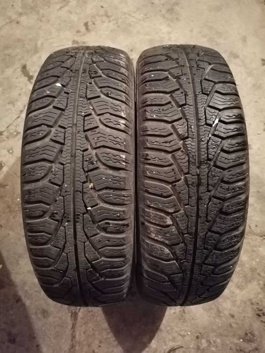 Продавам 2 броя зимни гуми 185.65.15 на 1 сезон дот 2019 Unoryal