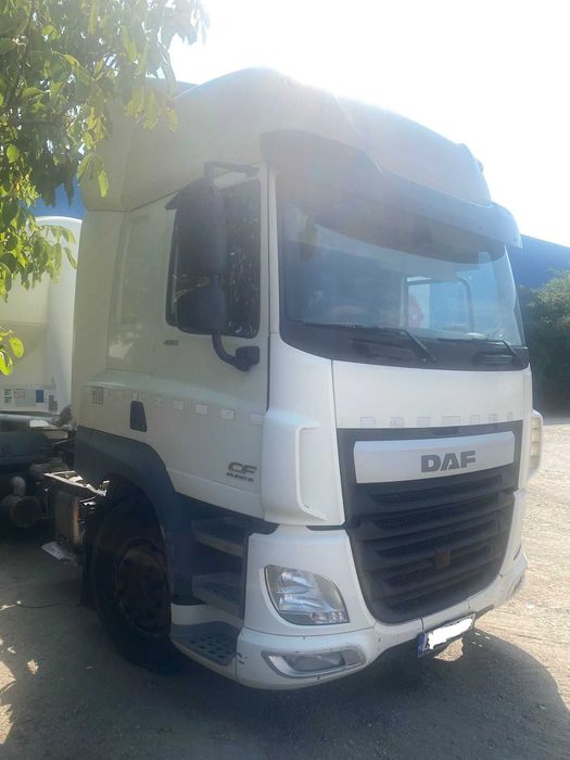 Cap tractor DAF + cimentruck Kassbohrer