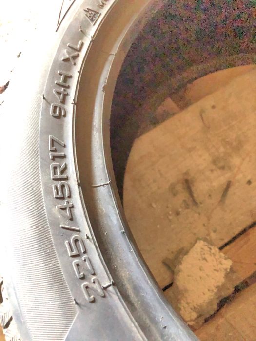 Set anvelope iarna 3bucati din care 1 e de vara