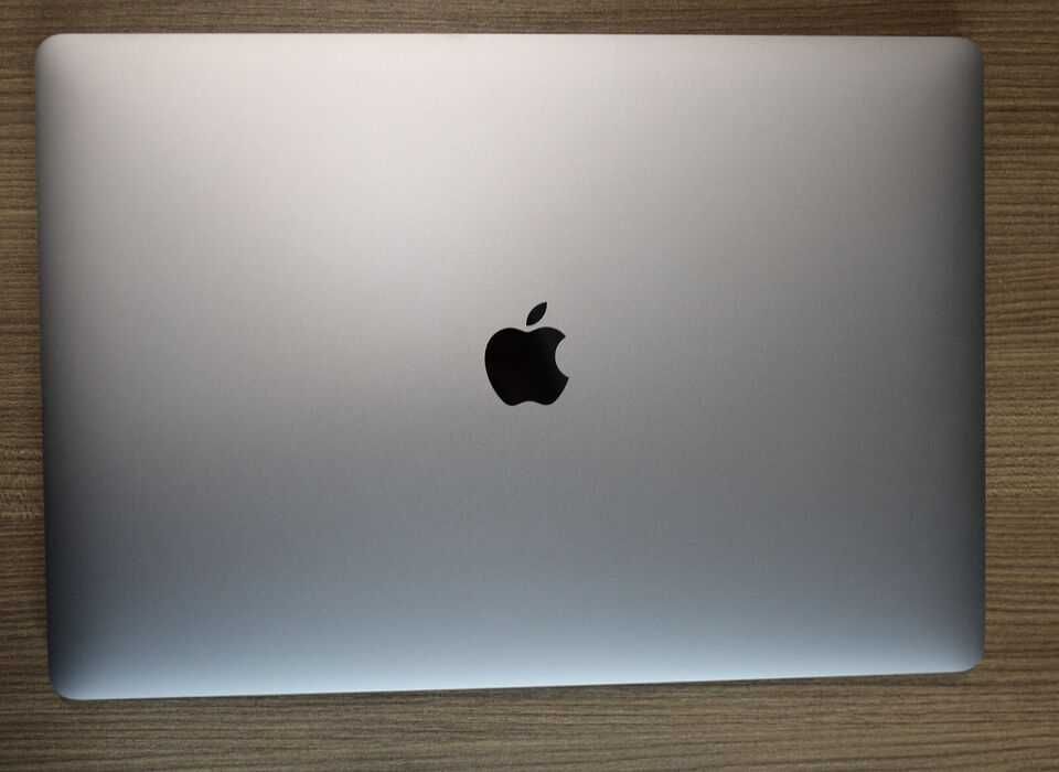 Apple Macbook Pro 16” 2019 i9 16GB 1TB 5500M