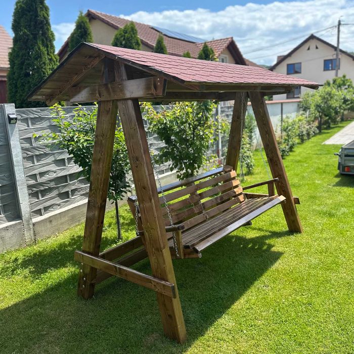 Vand  leagan pe gradina