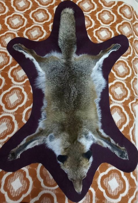 Тепих с глава на лисица
