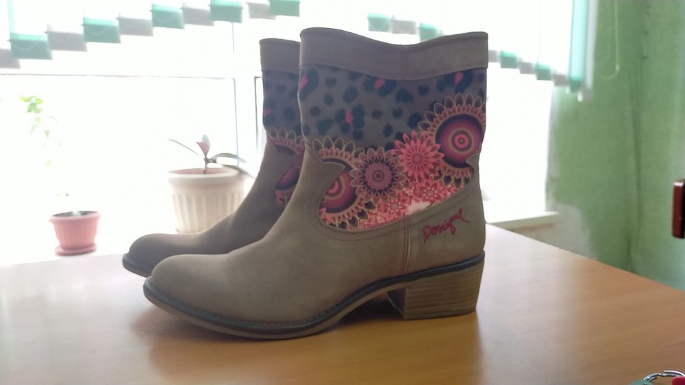 Продам обувь 3000