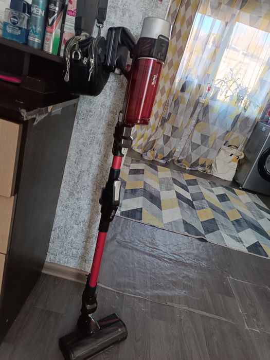 Продам безпроводной пылесос Тефал