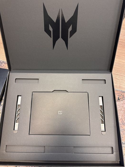 Acer Predator Helios 18, Intel Core i9-13900HX, Nvidia RTX 4070