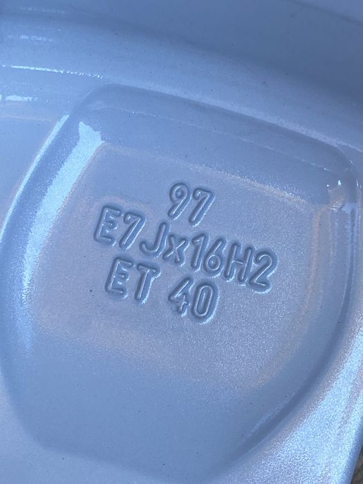 16 цола 5 х 114.3 мм Тойота Корола , Авенсис , Аурис , Аллион , Toyota