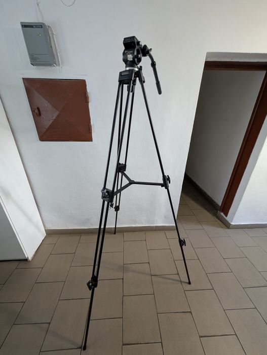 Trepied weifeng wf717 (fernicer) cap fluid