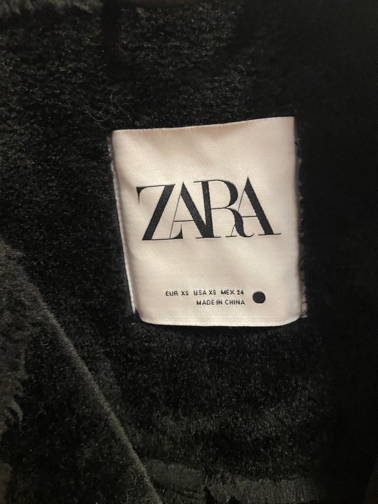 Cojoc( jacheta) Zara marimea XS