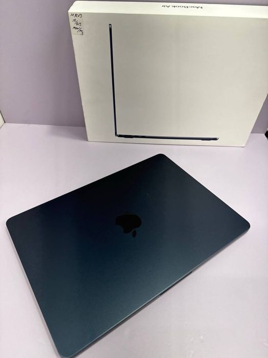 Macbook Air M2 (2022) СР25245