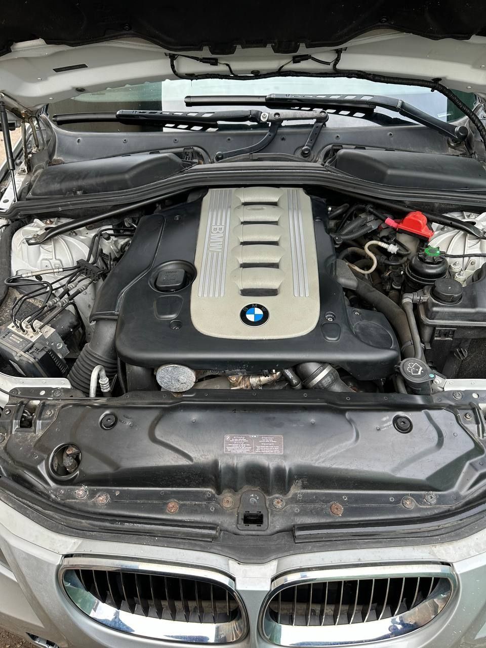Electromotor + Releu Pornire + Cutie Sigurante + Suport Bmw E60 525d
