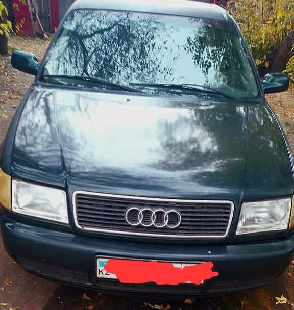 Продам ауди 100 c4