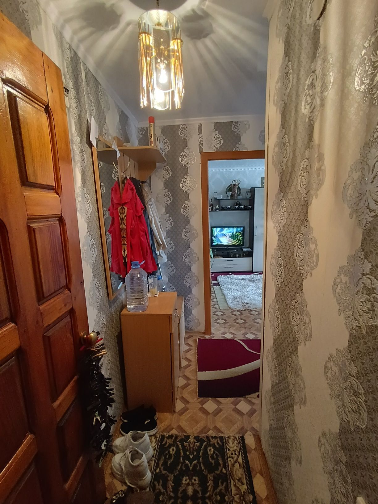 Продам квартиру  ул.Матросова 56