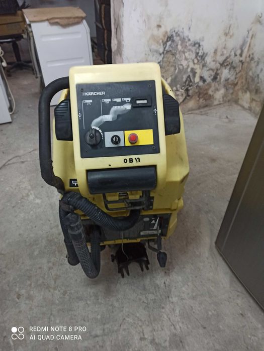 Машина за почистване на магазин офис Karcher
