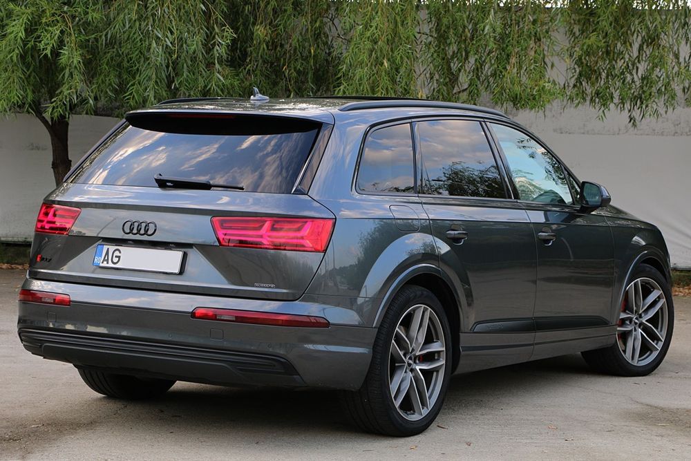 Audi Q7 3.0 d. plug-in-hibrid Sline