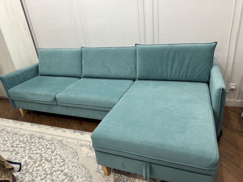 Продам Диван угловой