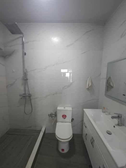 Учтепа туман Изза махалла 2 сотих 3 этажли 7 хонали учаска сотилади