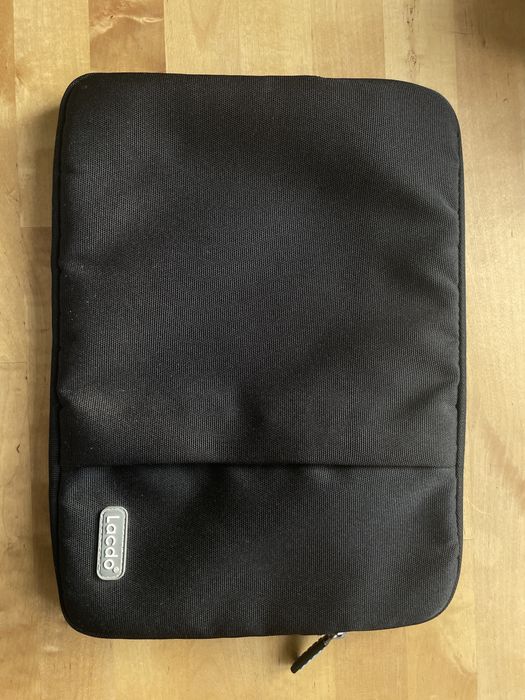 MacBook pro (13-inch, i7, 1T)+ подарък калъф