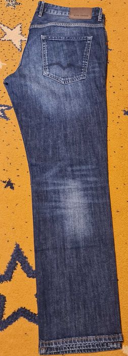 Blugi jeans BOSS Orange de la Hugo Boss marimea 35/32