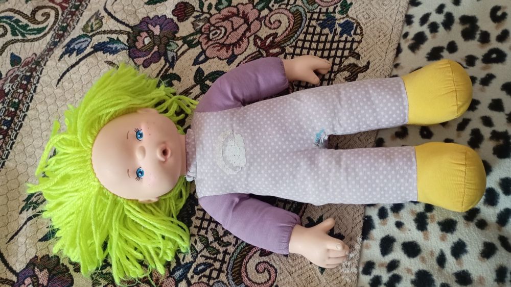 Продам  коллекционных кукол.