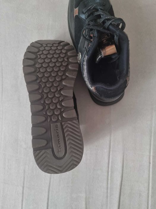 Обувки Tamaris Ново