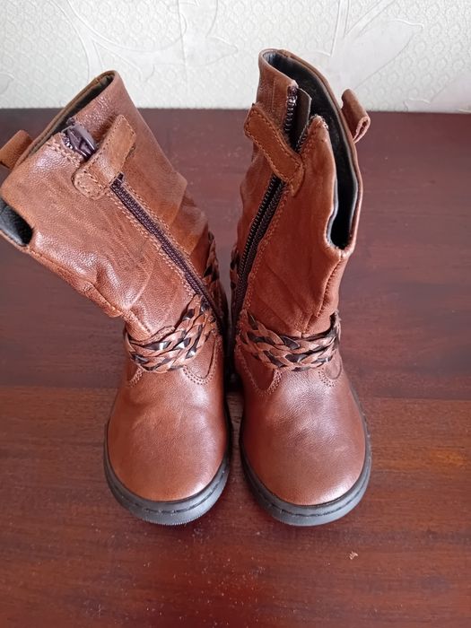 Бебешки ботуши от естествена кожа