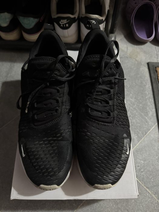 Nike Air Max 270
