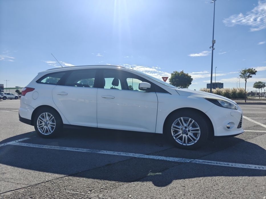 Ford Focus 1.0 EcoBoost 125 CP – Break – 2012 – Întreținută / Familial
