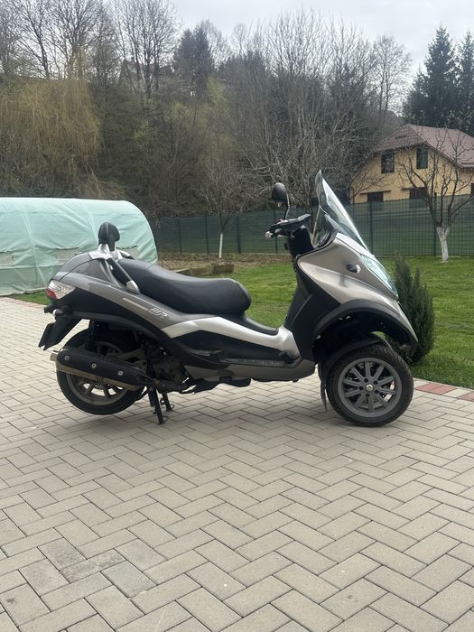 Piaggio mp3 LT 400 cm cat B