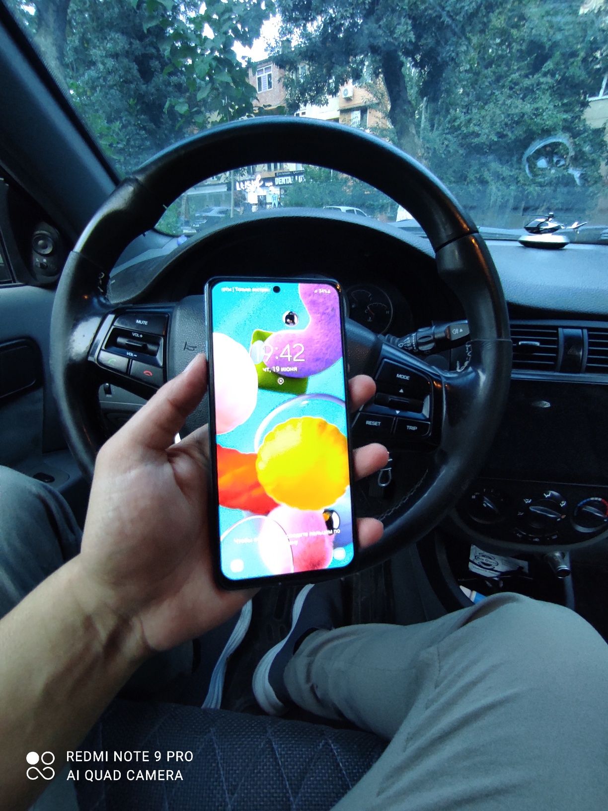 Samsung A51 holati yahshi garantiyasi bor