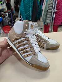 Dsquared2  nr.38, impecabil,  cod A22